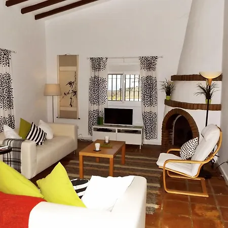 Hébergement de vacances Casa Siete Arcos Mit Ueberdachter Terrasse Sedella